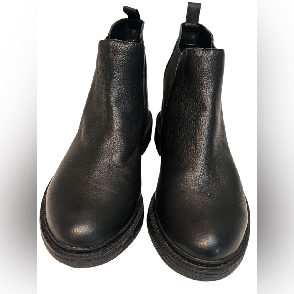 Kenneth Cole New York Black Leather womens Boots **BNNT**